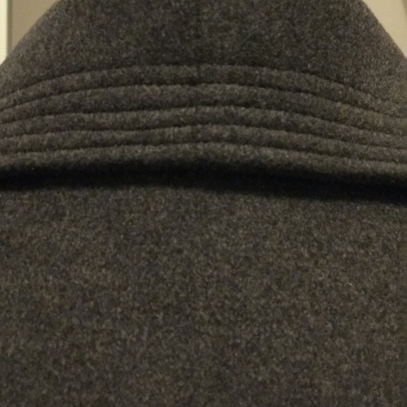 Coat - Picture 3 of 7